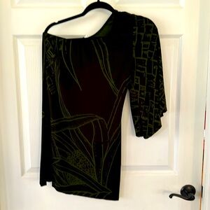 Wahine Toa Dress. Size L. Black and green